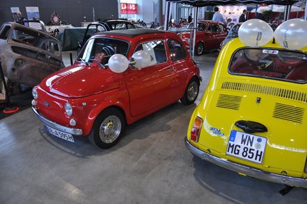 У Штутгарті відбулася 13-а автомобільна виставка “Ретро-классік” (фоторепортаж)